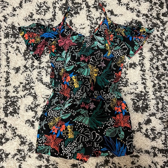 Romper - Picture 1 of 1